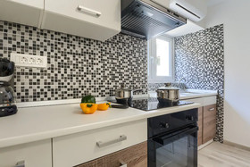 Andrea & Leon Apartments
