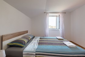 Andrea & Leon Apartments