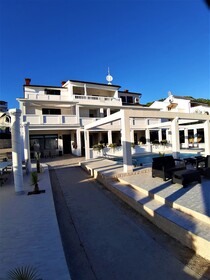 Apartments Raffaello