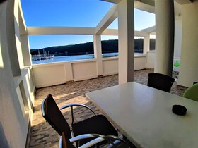 Apartments Raffaello