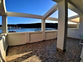 Apartments Raffaello