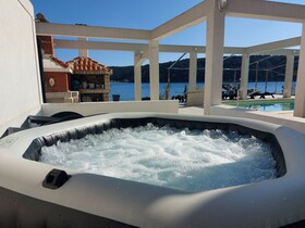 Apartments Raffaello