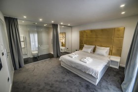 Hotel Forty Two