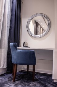 Hotel Forty Two