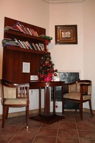 Maksimilian Guesthouse