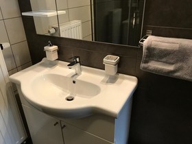 Apartments And Rooms Rea