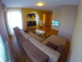 Apartments And Rooms Rea