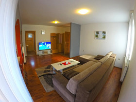 Apartments And Rooms Rea