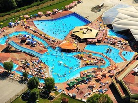 Hotel Well