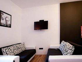 Apartments Top Center