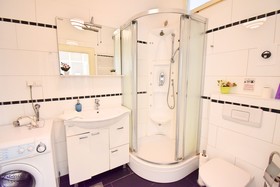 Donos Apartments