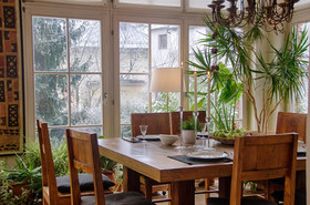 Embassy Row BnB