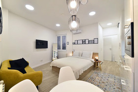 Fishnjak Apartments