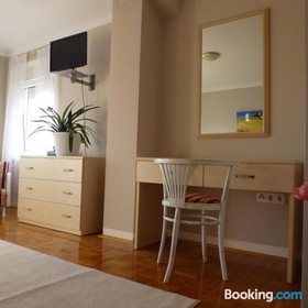 Guesthouse Villa Lutka
