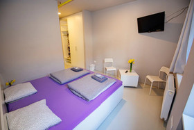 Hostel 63