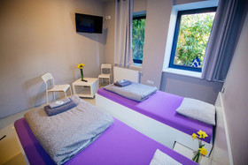 Hostel 63