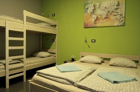 Hostel Chic