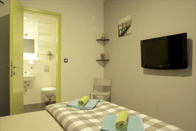 Hostel Chic