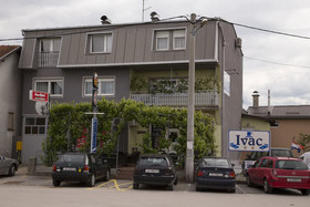 Ivac Inn