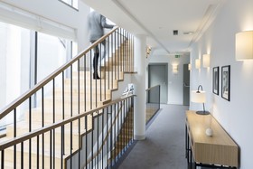 Livris Hotel