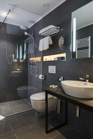 Livris Hotel