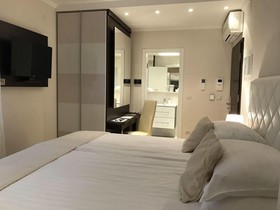 Madison Luxury Apartments & Rooms
