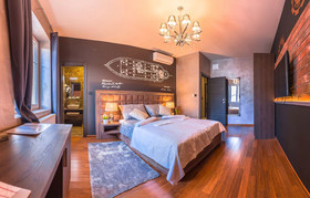 Seven Stars Accommodation