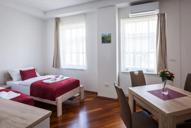 Studio Apartments Radoš