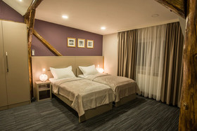 Sundial Garden Rooms