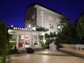 Vila Tina