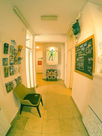 Whole Wide World Hostel And Bar
