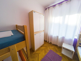Whole Wide World Hostel And Bar