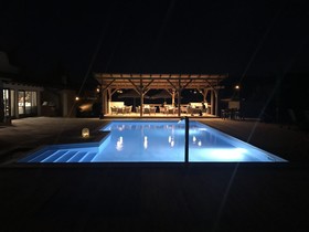 16 Lakes Hotel