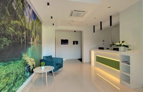 16 Lakes Hotel
