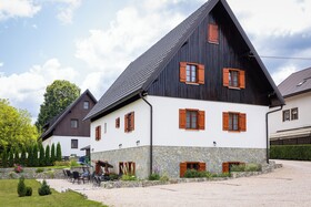 Green lakes house 2