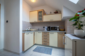 Apartments And Room Robert