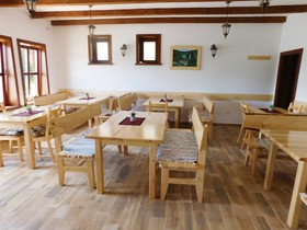 House Sara 2