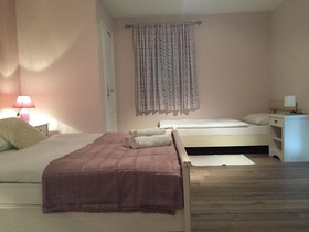 Pool Apartments Plitvice Lakes