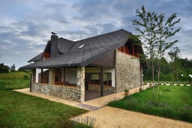 Villa Stone