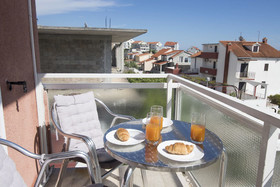 Apartments and Rooms Nikol