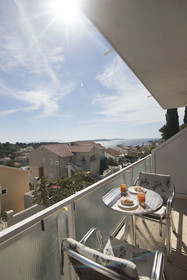 Apartments and Rooms Nikol