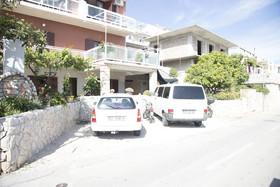 Apartments and Rooms Nikol