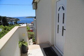 Apartments Jakov and Antonia