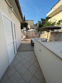 Apartments Jakov and Antonia