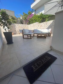 Apartments Jakov and Antonia