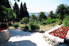 Hotel Moeesy, Blue & Green Oasis