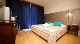 Hotel Moeesy, Blue & Green Oasis