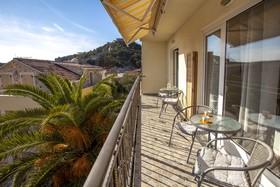 Edi Centrally Located