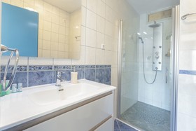 Edi Centrally Located