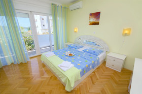 Apartments Maslina